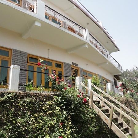 Om Mountain Resort Mukteshwar Exterior foto